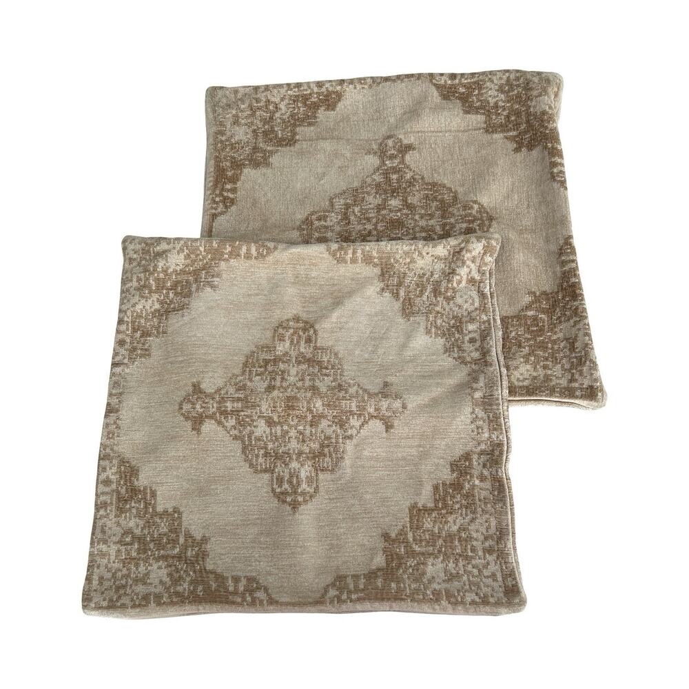 Pottery Barn Pillow Cover Set Of 2 Maddie Medallion Beige Chenille Velour 22”